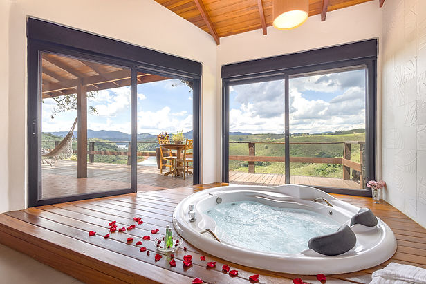 Chale Ouro, Pousada Lago dos Sonhos 240061.jpg