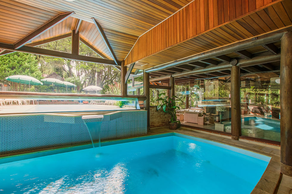 piscina, Pousada Cantos e Contos, Monte Verde, MG 20219 (1).jpg