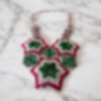 COLLAR TRES FLORES