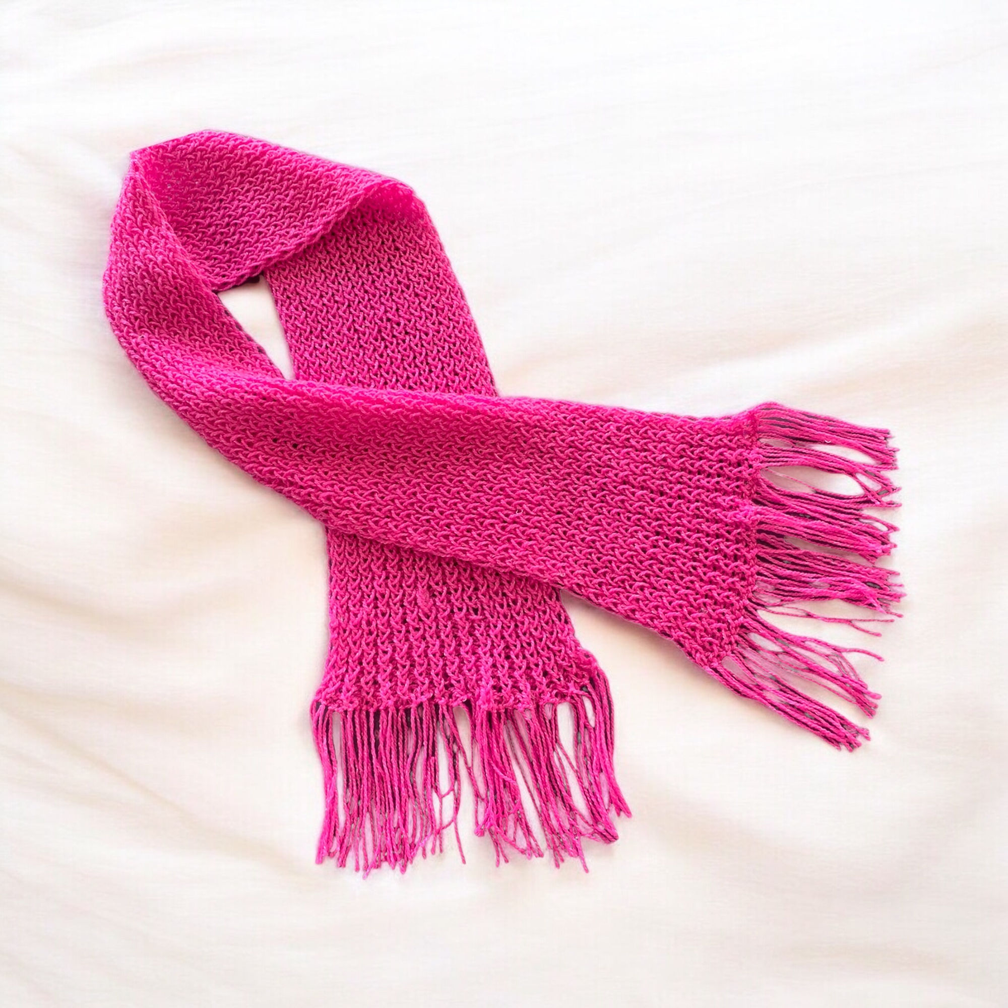 BUFANDA INFANTIL TEJIDA ROSA MEXICANO