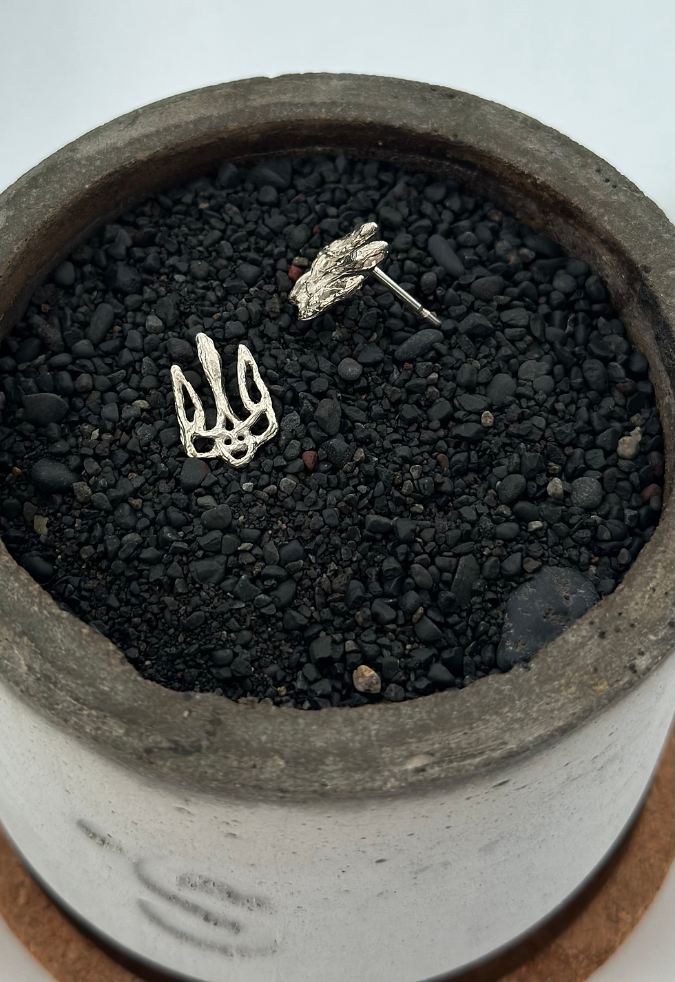 Thumbnail: Silver earrings "Coat of Ukraine"