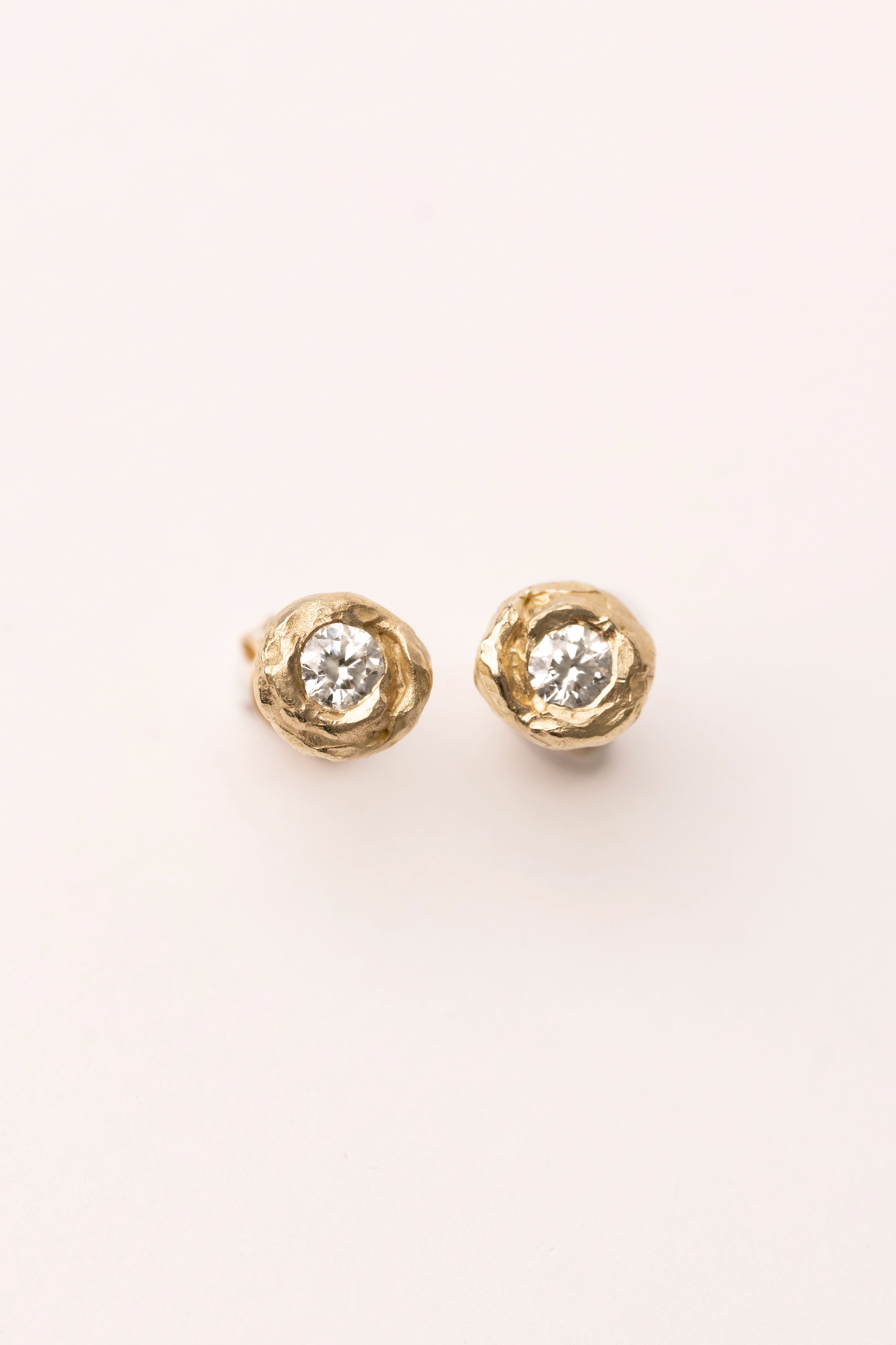 Golden earrings with natural diamonds “Eribor”