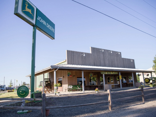 Oregon Vintage Machinery Museum featuring John Deere (OVMM)