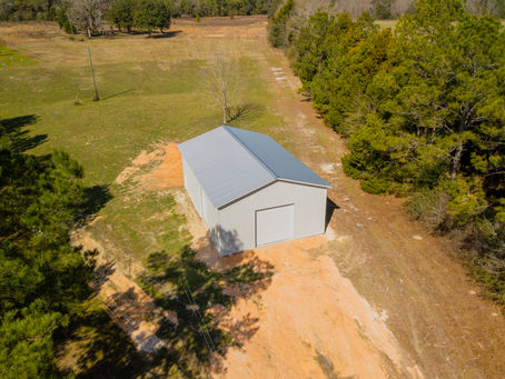 Flex Spaces: Open Pole Barn Kits for Crestview’s Growing Families