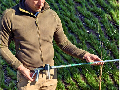 🌱 The Best Fertilizer Applicator for Every Garden: Why Root Genie Leads the Way