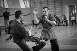 "Сам на сам"