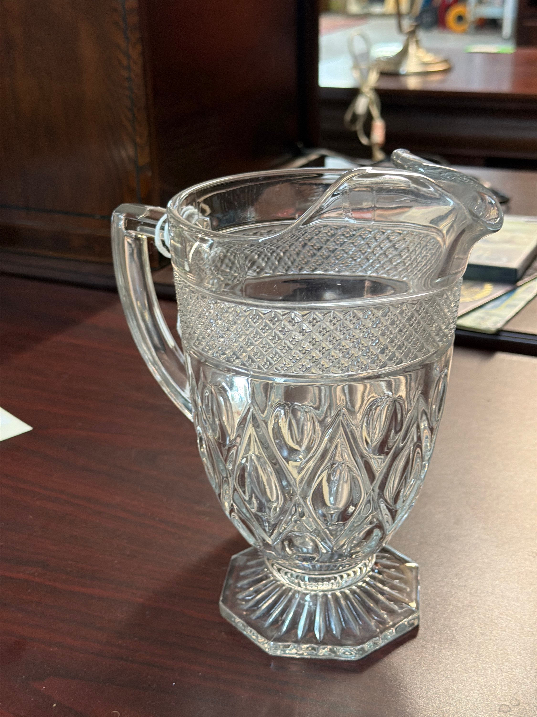 10" PITCHER PITCHER IMPERIAL CAPE COD GLSSS