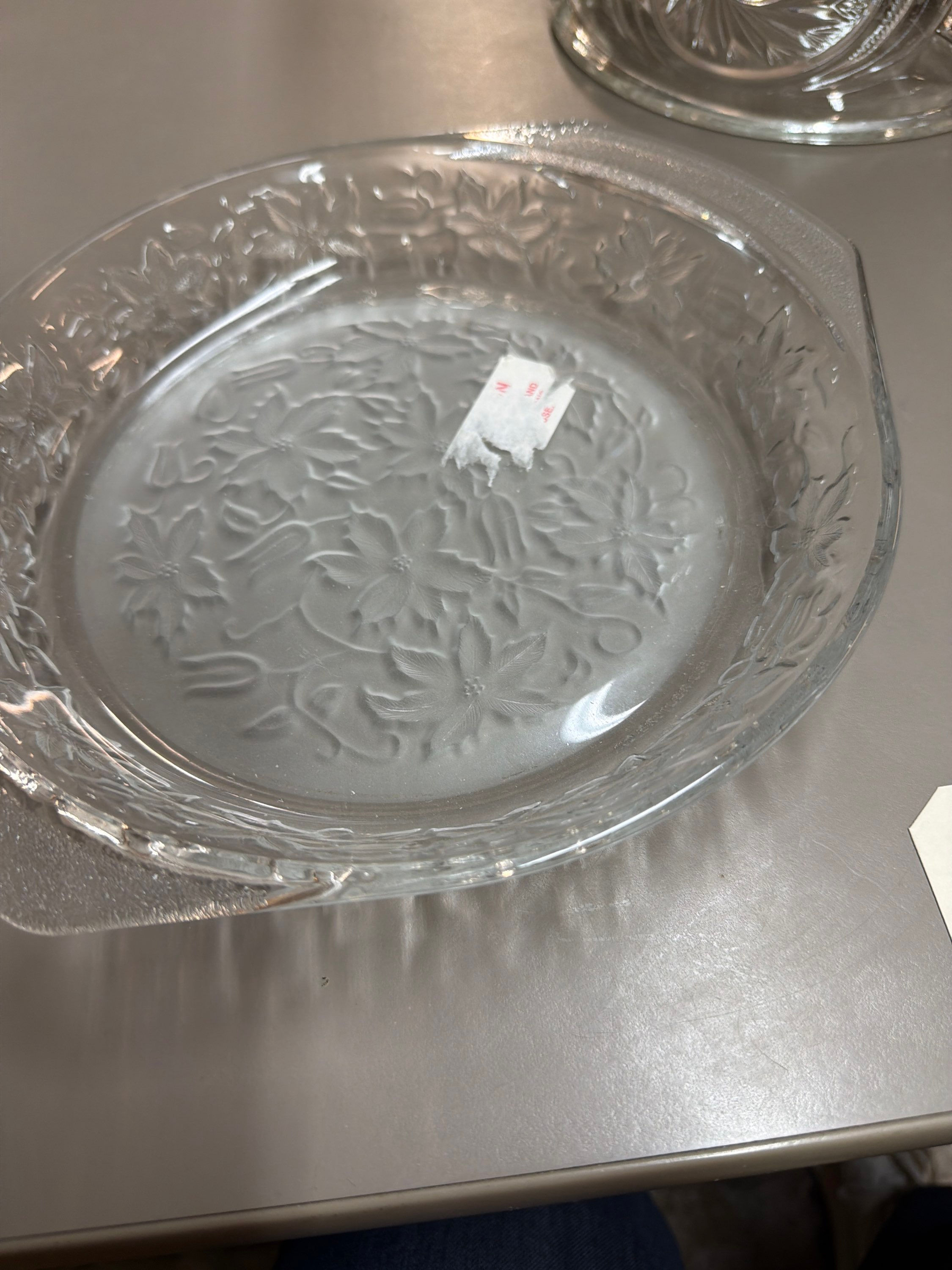 9" VTG PIE PLATE PRINCESS GLASS FANTASIA POINSETTA PATTERN