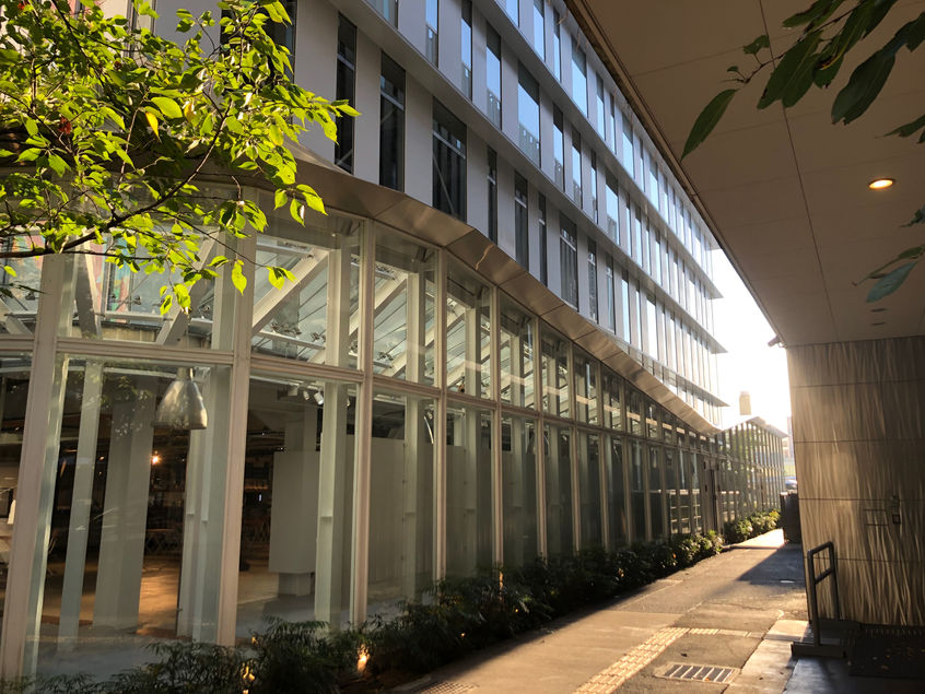 Top light and eaves renovation for Harbor Premium Bldg.