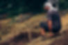 didier-labourer-champ-curcuma-bio-guadeloupe.jpg