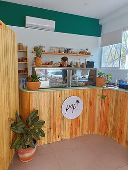 cocina fresca del dÃa y con productos crudos