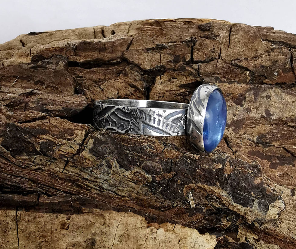 Thumbnail: Kyanite in sterling silver Ring size P