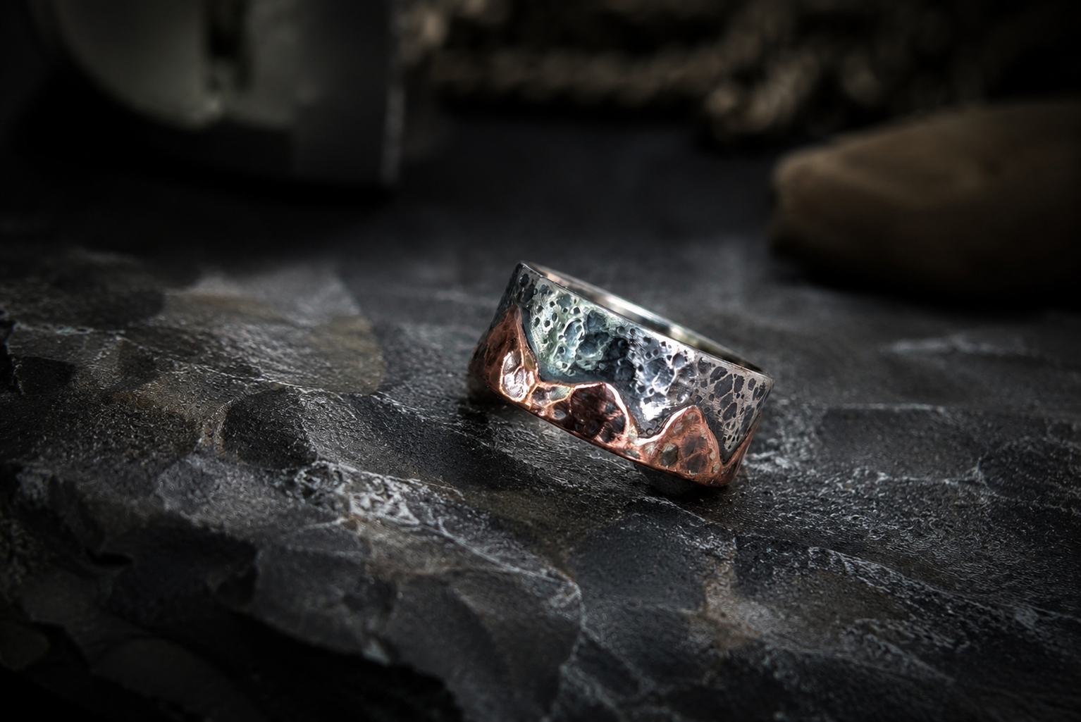 Sterling silver with copper overlay mens ring size T