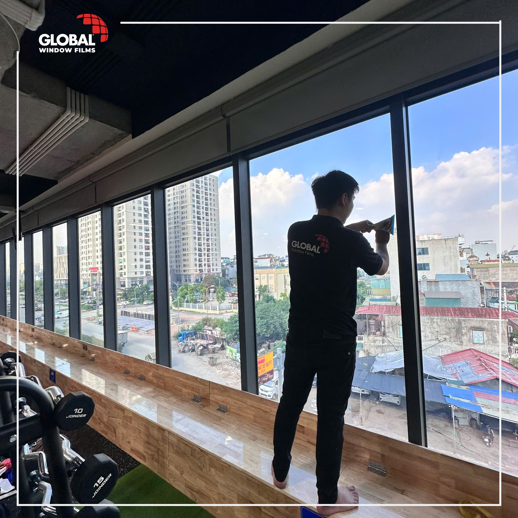 Dán cách nhiệt cửa kính hướng Tây | Cẩm nang chống nóng toàn diện từ A-Z