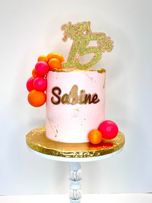 Sweet 15 Cake.jpeg