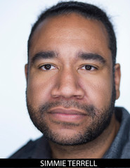 Headshot2017_Final_print3.jpg