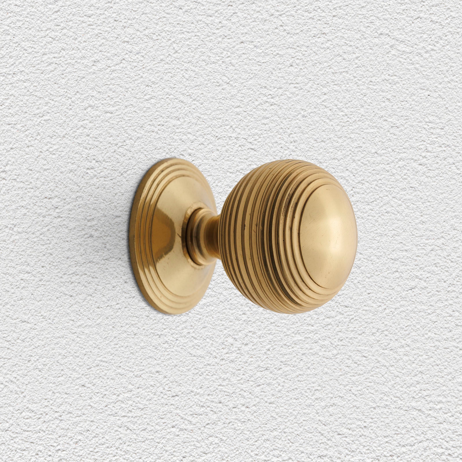 Domino Brass - 851 Georgian Reeded Classic Cupboard Knob D25, 32, 38mm