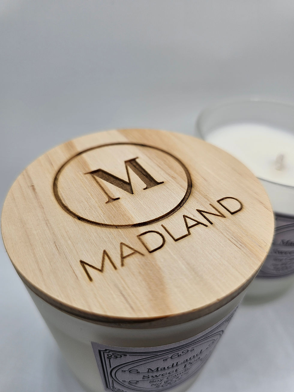 Thumbnail: Sweet Pea Scented Soy Candle