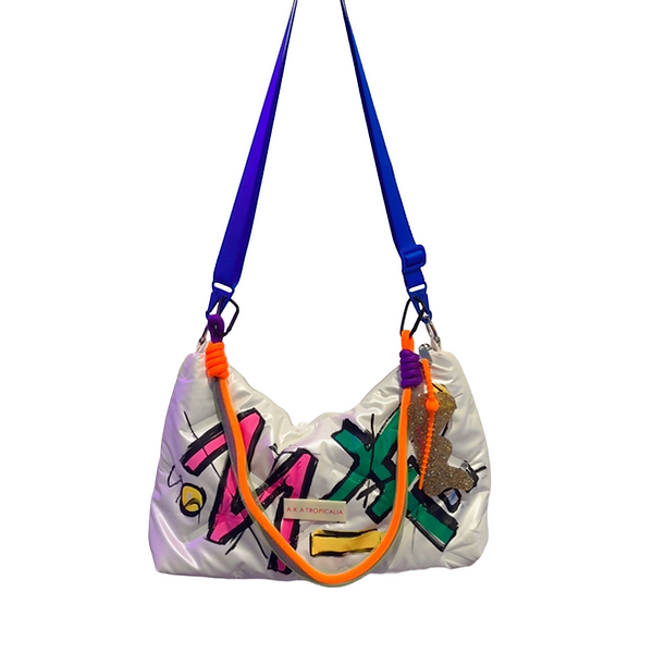 A.K.A Tropicalia | www.akatropicalia.com