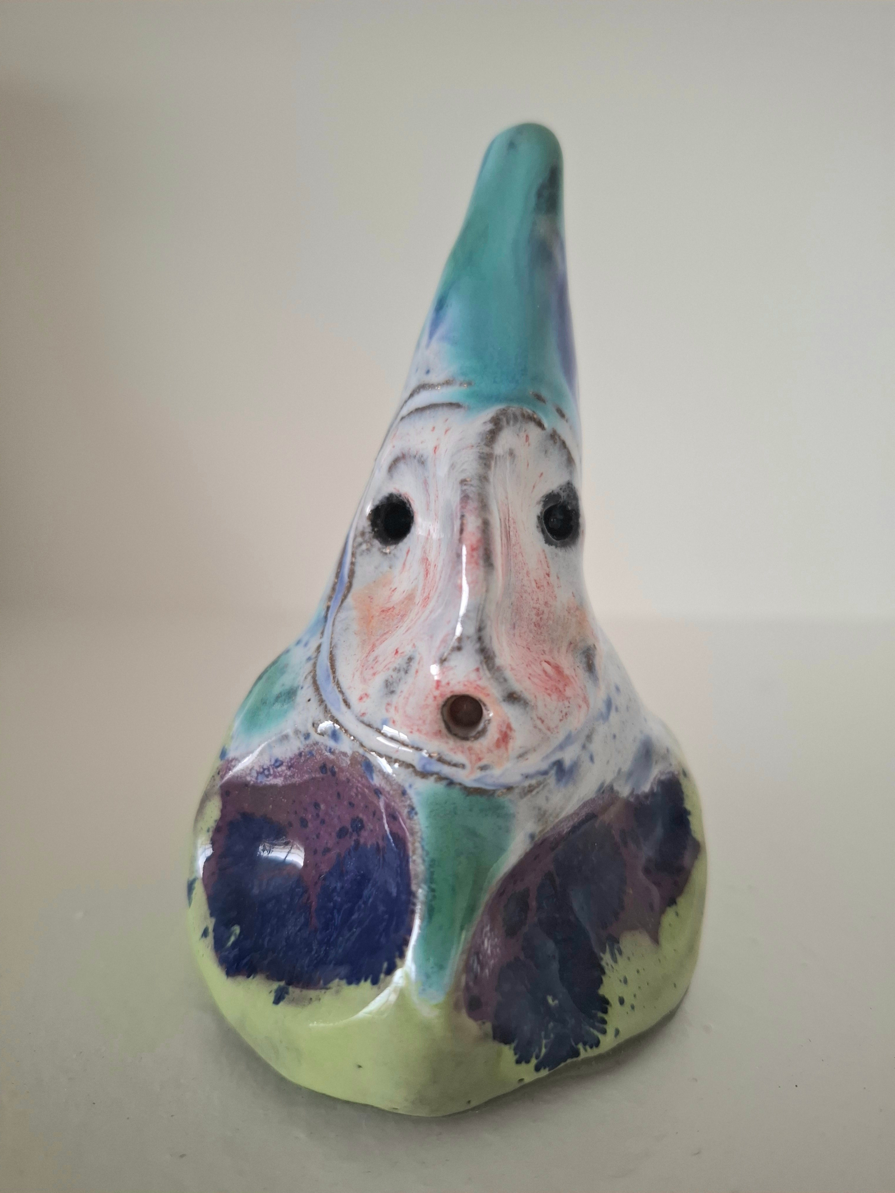 Ogginok figur i keramik