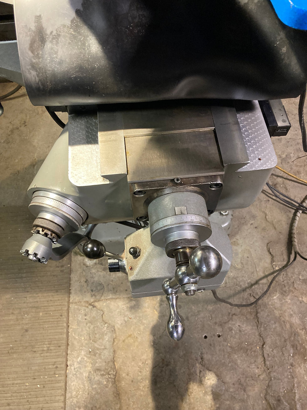 Thumbnail: Bridgeport Milling Machine
