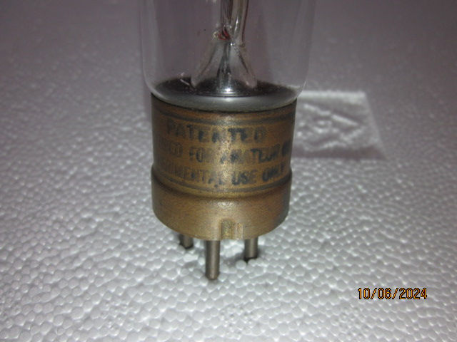 Thumbnail: Aerotron WD-11 Vacuum Tube