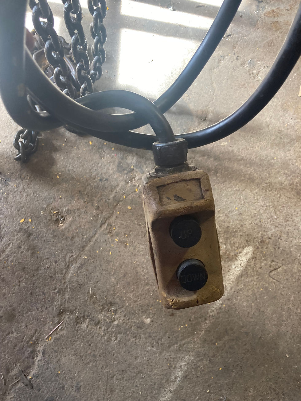 Thumbnail: Wright-Way 1-Ton Electric Chain Hoist