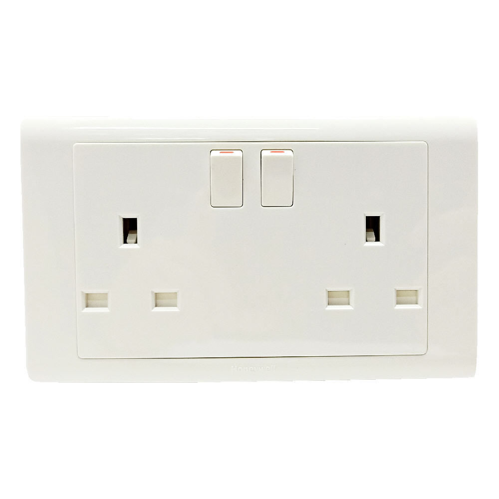 Honeywell R2747 WHI 13A 2G SP Switched Socket Outlet
