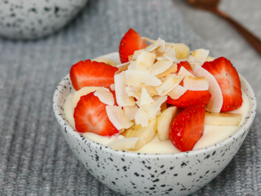 PROTEIN FRUIT BOWLS