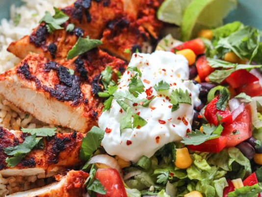 CHIPOTLE CHICKEN SALAD BOWL