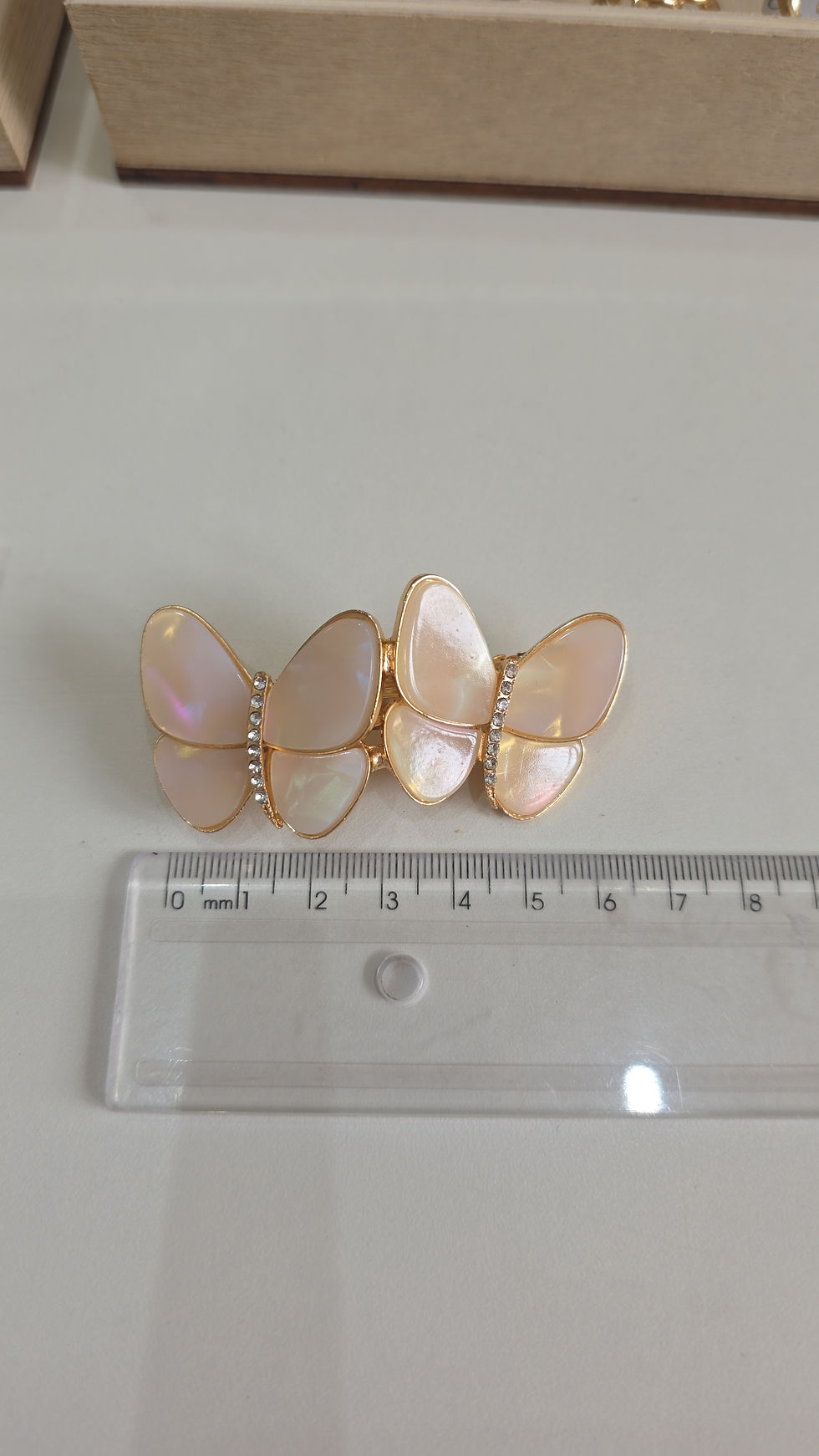 Miniatura: Presilha francesa de borboleta com madre perola