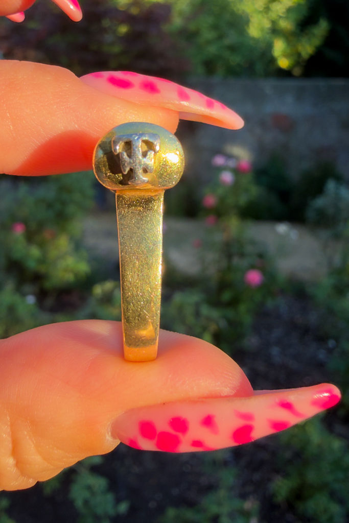 Theo Fennell ‘Shaft’ 18ct Gold Ring