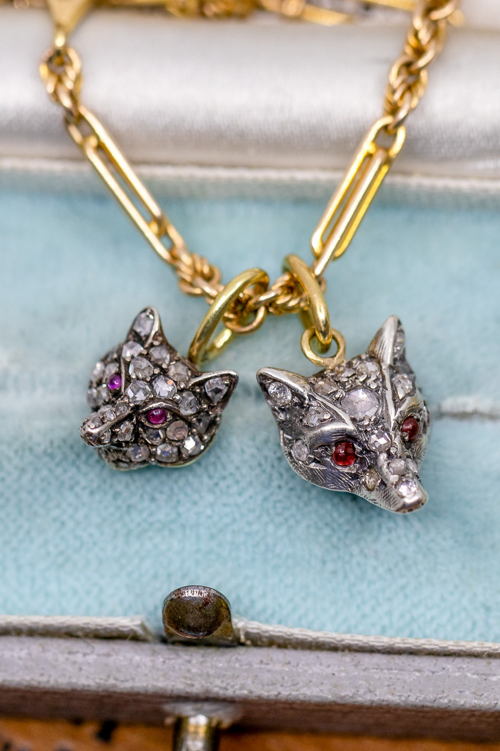 Miniatura: Antique Rose-Cut Diamond Fox Pendant With Bright Ruby Cabochon Eyes