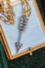 Miniatura: Antique Diamond Arrow Pendant In Silver And 18ct Gold