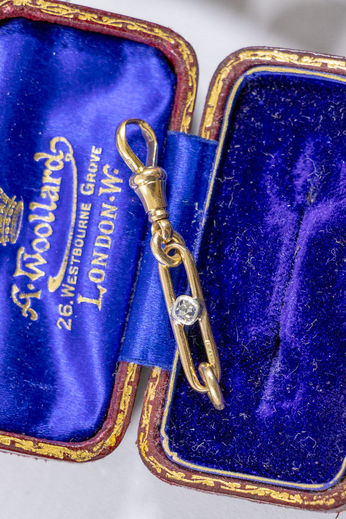 थंबनेल: Antique Old Cut Diamond Trombone Link Extender, 15ct Gold and Platinum