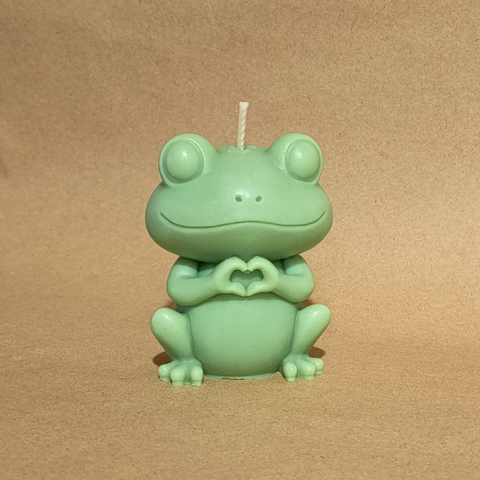 Miniature : Grenouille d’Amour – Bougie artisanale décorative - Bougie en cire de soja