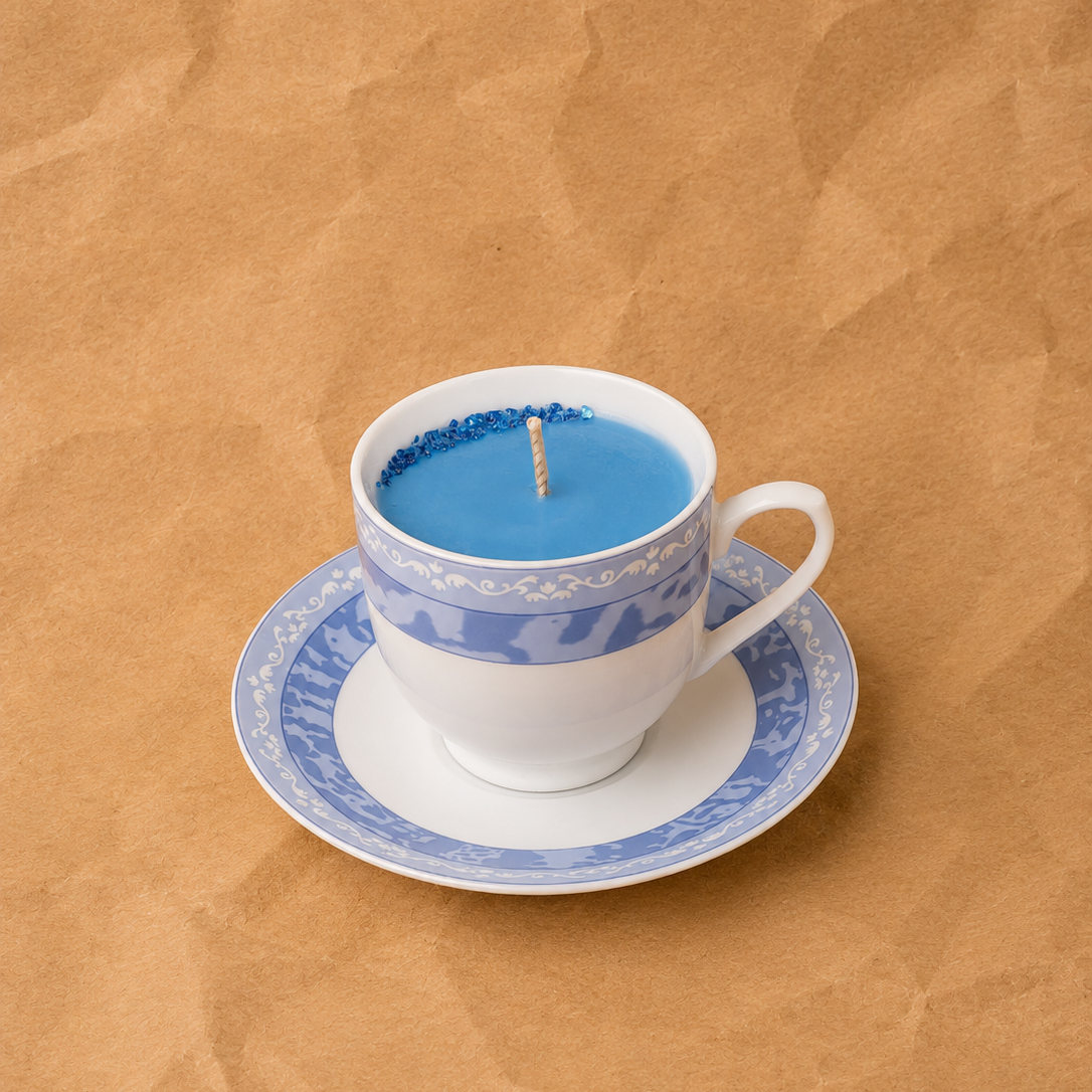 Azur – Bougie artisanale soja tasse porcelaine brise marine | Lumière de lys