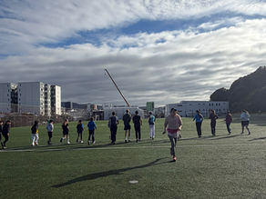 jetly cricket academy wellington high school holiday programme wide shot of children playing cricket