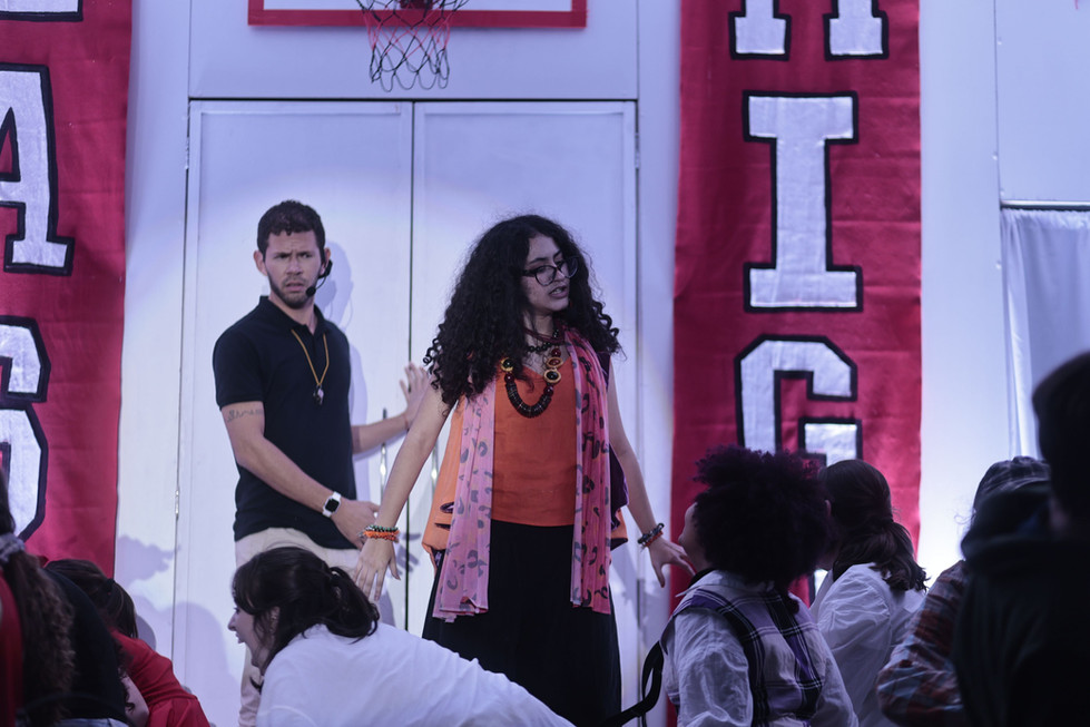 Jonathan Moretto e Maju Almeida em "High School Musical" (2026)