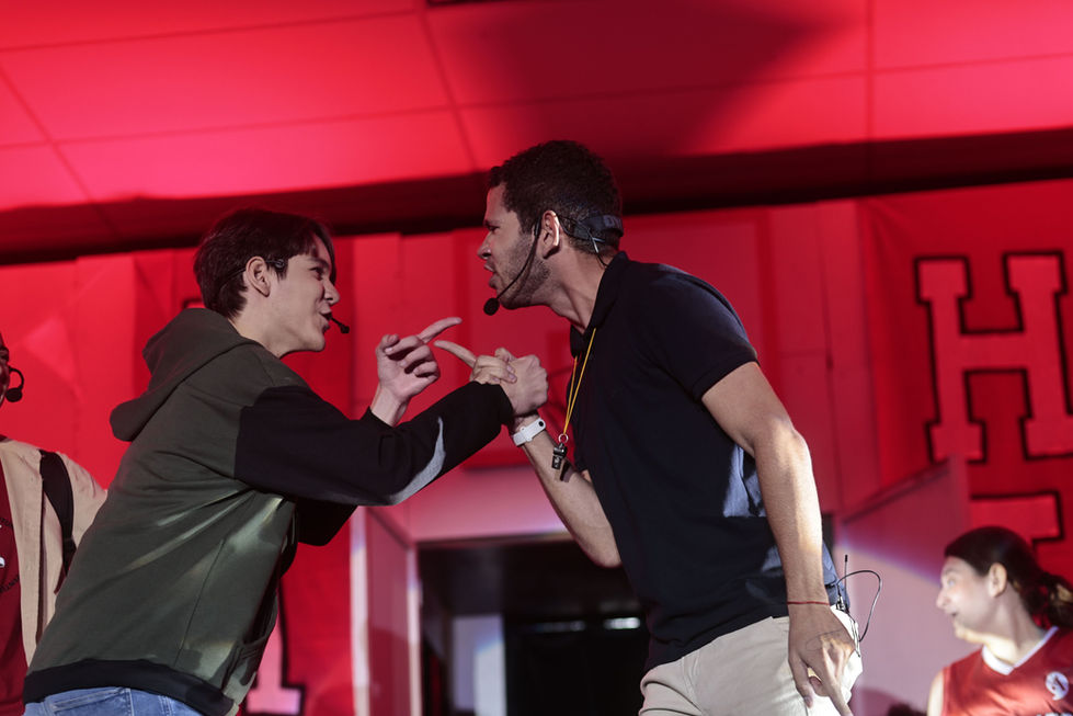 Miguel Braga e Jonathan Moretto em "High School Musical" (2026)