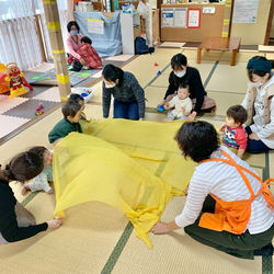 「ままとーん つどいの広場」