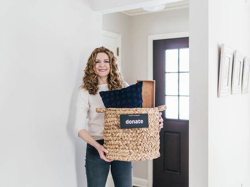 spring decluttering + cleaning | kick that winter clutter to the curb