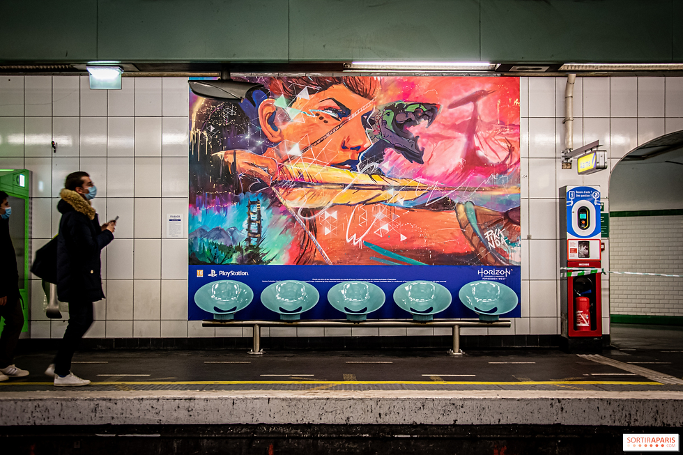 "Horizon Forbidden West" : quand le jeu vidéo devient une mini galerie d'art dans le métro à Paris, Lille et Marseille