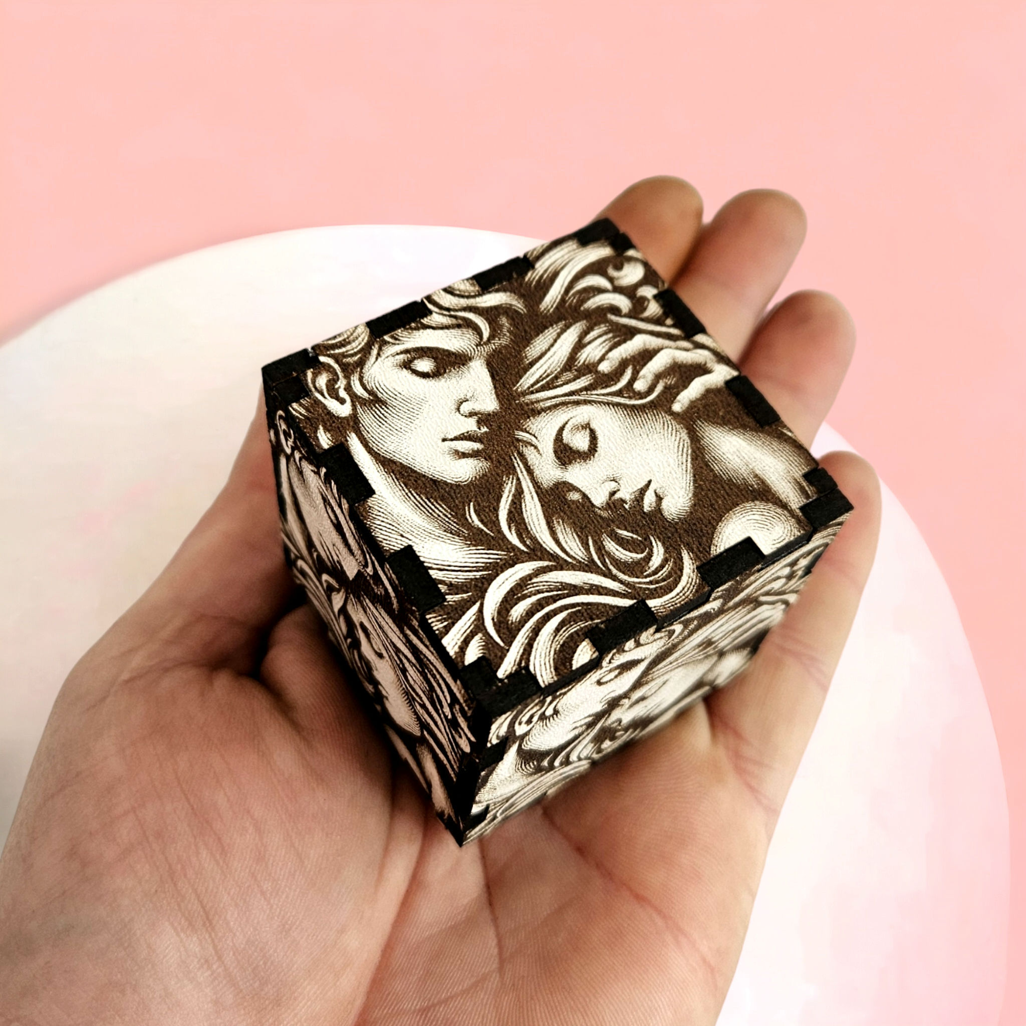 Mini Cube Box Love V (Download)