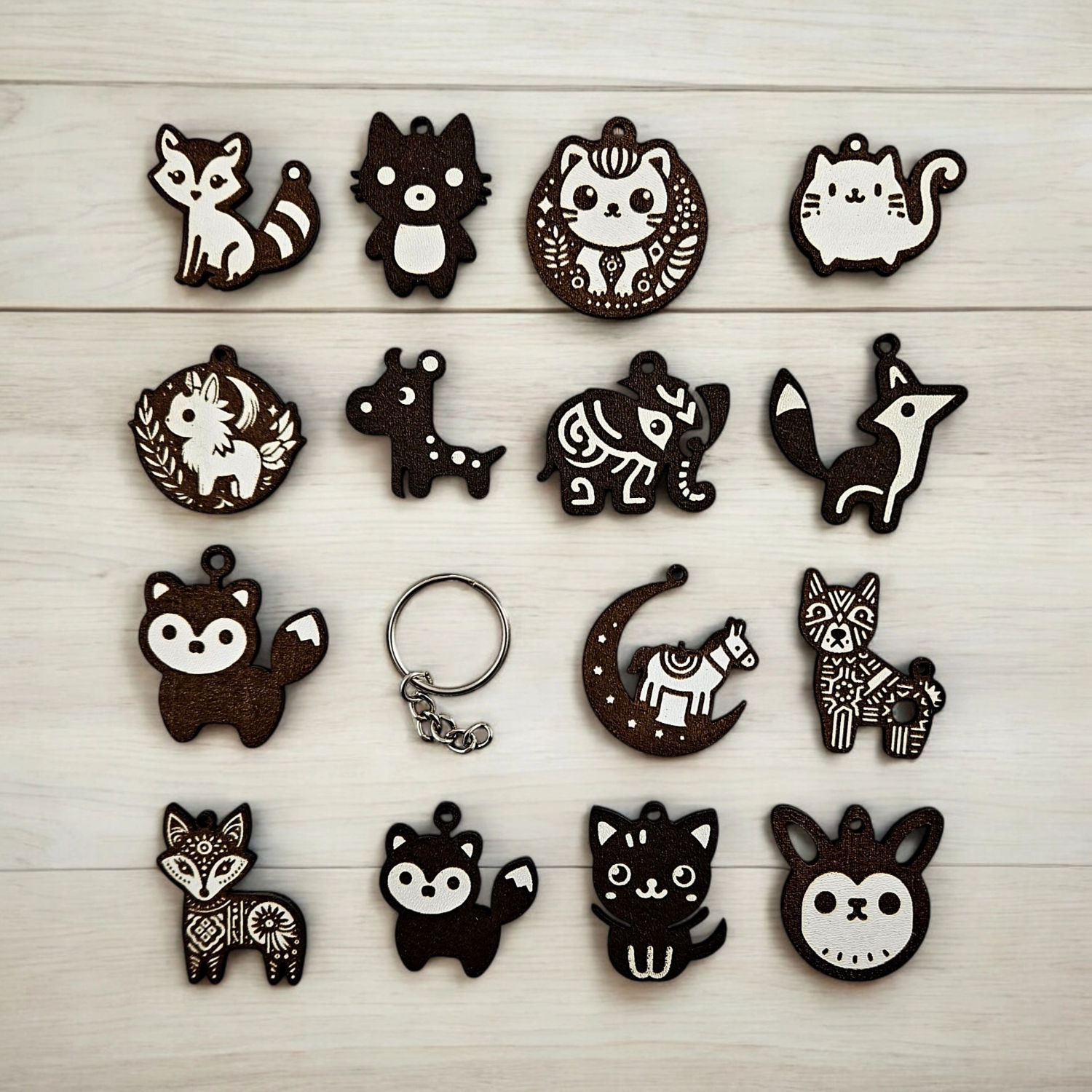 Set of 15 Keychains with animals (Digital download file)