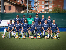 Foto di gruppo della squadra amputati di Insuperabili SSD