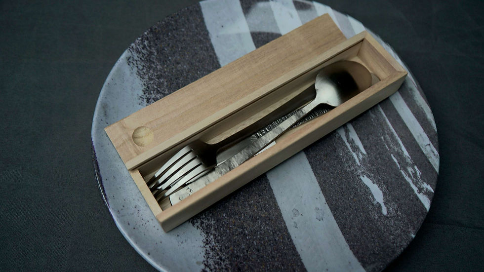 Thumbnail: LE1 Tafelkunst flatware set