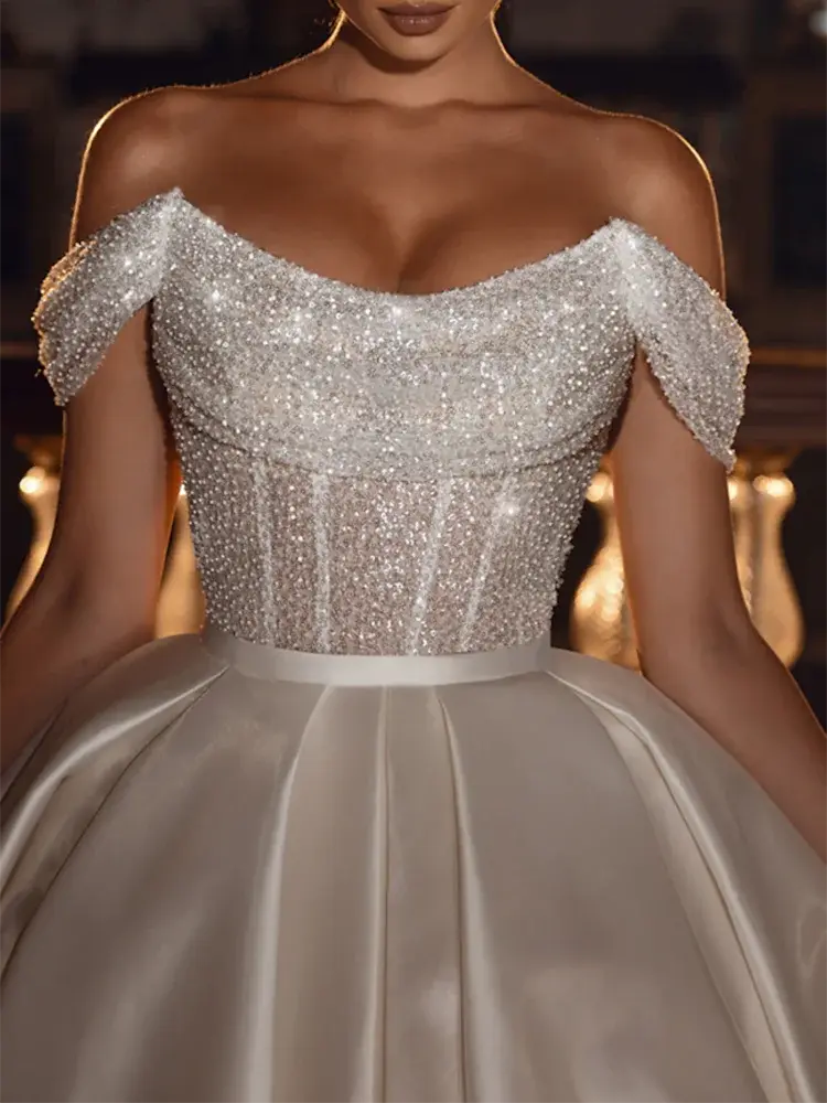 Miniatura: A-Line Off the Shoulder Bridal Gown