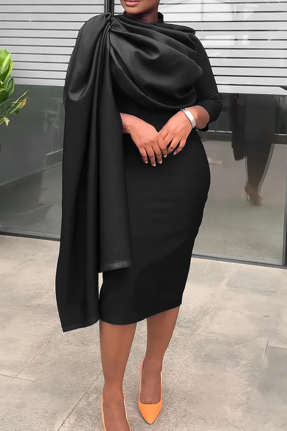 Miniatura: Ruche Cloak Midi Dresses