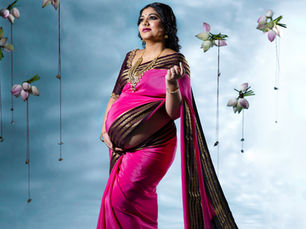 Maternity Photoshoot Outfit Ideas for Indian Moms: What Works Best on Camera?